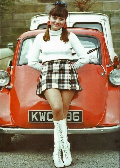 The late 60s saw the first shocker- the mini skirt- enter fashion. Mini skirts were 4-6 inches above the knee in box pleats or a-line button front shapes. Plaids, pleats, corduroy, and heavy knits were perfect for minis. They were worn with tights and tall go go boots by teens and trendy college-age girls. 60s Outfit, Outfits 60s, 60s Outfits, 60s Fashion Vintage, Style Année 60, Style Année 70, 60’s Fashion, Decades Fashion, 1960’s Fashion