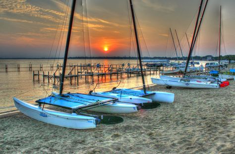 Clear Lake Iowa - Iowa’s third largest lake. A popular site for boating, skiing, swimming, and fishing; this spring-fed lake is 7 miles long and 2 1/2 miles wide with an average depth of 12 ft. Midwest Weekend Getaways, Midwest Getaways, Clear Lake Iowa, Girlfriends Getaway, Clear Lake, Road Trip Fun, Vacation Resorts, Girls Weekend, Napa Valley