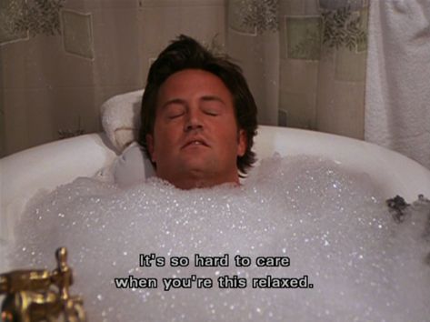 “The One Where Chandler Takes a Bath” (Season 8) | The Definitive Ranking Of Iconic "Friends" Episodes How To Be Single, Friends Episodes, Ross Geller, Friends Moments, I Love Cinema, Chandler Bing, I Love My Friends, Memes Br, Tv Quotes