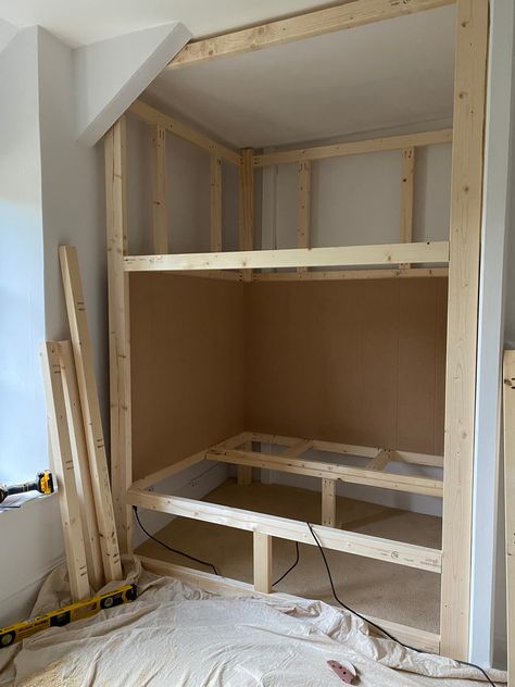 Twin Bed Nook Built Ins, Built In Bed Window, Kids Cabin Bed, How To Build Bunk Beds Diy, Built In Bed Frame, Built In Bunk Bed Plans, Bed Built Into The Wall, Built In Bed Nook, Bunk Bed With Play Area