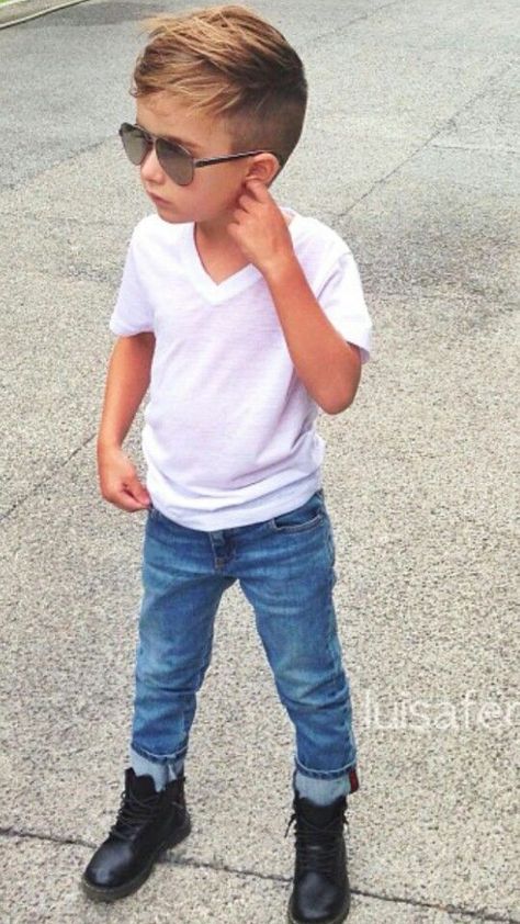 little boy outfit ideas 10 Baby Hair Cut Style, Kids Hairstyles Boys, Toddler Haircuts, Toddler Boy Haircuts, Baby Boy Haircuts, Baby Boy Hairstyles