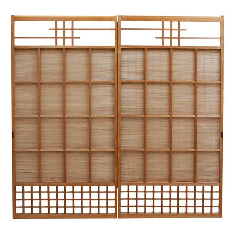 Japanese Shoji Screens Tatami Room, Room Divider Screen Ideas, Divider Screen Ideas, Japanese Panels, Shoji Sliding Doors, Japanese Interior Design Modern, Shoji Screens, Furniture Overlays, Japanese Door