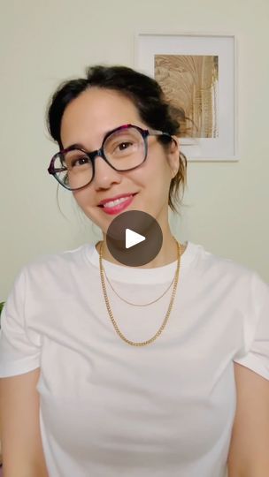 4.8M views · 77K reactions | Ultimate Fashion tips & tricks I use all the time 👗 | Ultimate Fashion tips & tricks I use all the time 👗

The best fashion hacks that bring new life to your clothes! 
#fashion #diy #hacks #fashionista | By Annie LynnFacebook Wardrobe Hacks, Scarf Wearing Styles, Shirt Knot, T Shirt Hacks, Shirt Hacks, Fashion Mistakes, Over 60 Fashion, Diy Fashion Hacks, Style Mistakes
