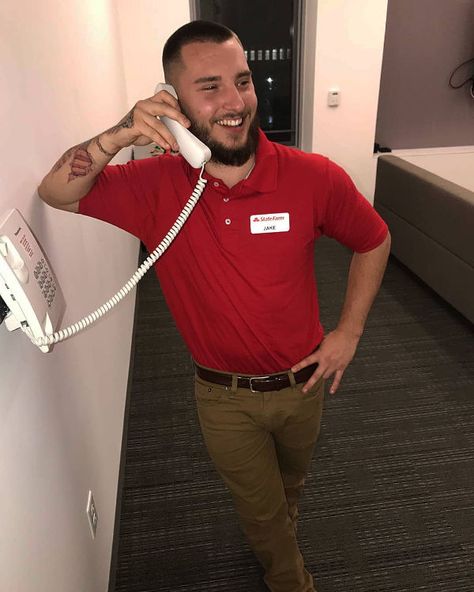 check out this dudes Jake from State Farm Halloween costume lol Amigurumi Patterns, Easy Funny Halloween Costumes For Guys, Guy College Halloween Costumes, College Mens Halloween Costumes, Funny Mens Costumes Diy, Funny Men Costumes, Easy Man Costumes Halloween, Guys Halloween Costumes College, Lazy Halloween Costumes For Men