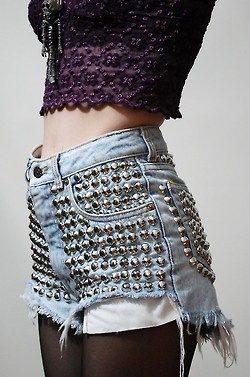 Soft Grunge Hair, Tokyo Street Fashion, Studded Shorts, Hipster Grunge, Estilo Grunge, Estilo Rock, Le Happy, Style Grunge, Grunge Style