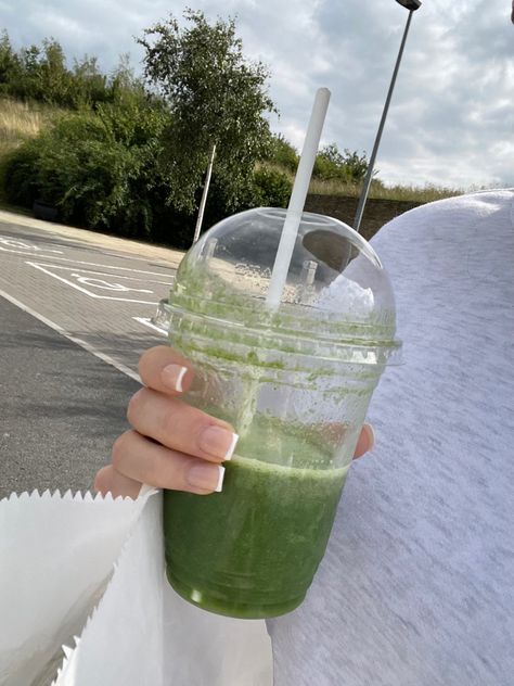 cleangirl,clean,detox,aesthetic,kale,spinach,pineapple,smoothie,nails,frenchtip,vanillagirl,smoothierun,bakery,green,health,selfcare,skincare,motivation,moodboard,goal Smoothie Nails, Green Smoothie Aesthetic, Spinach Pineapple Smoothie, Detox Aesthetic, Skincare Motivation, Green Smoothie Girl, Selfcare Skincare, Aesthetic Cafe, Clean Girl Aesthetic