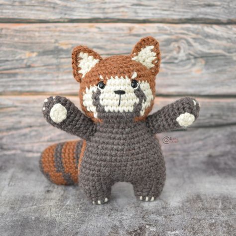 Amigurumi Patterns, Crochet Red Panda, Crochet Ornament Patterns, Crochet Red, Baby Sea Turtle, Beginner Knitting Patterns, Amigurumi Animals, Crochet Gratis, Bear Valentines