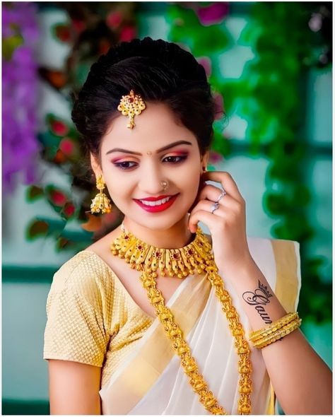 विवाह की दुल्��हन, Simple Girl Outfits, Indian Bride Photography Poses, फोटोग्राफी 101, इंस्टाग्राम लोगो, Girl Crush Fashion, Couples Poses For Pictures, Most Beautiful Faces, Hd Images