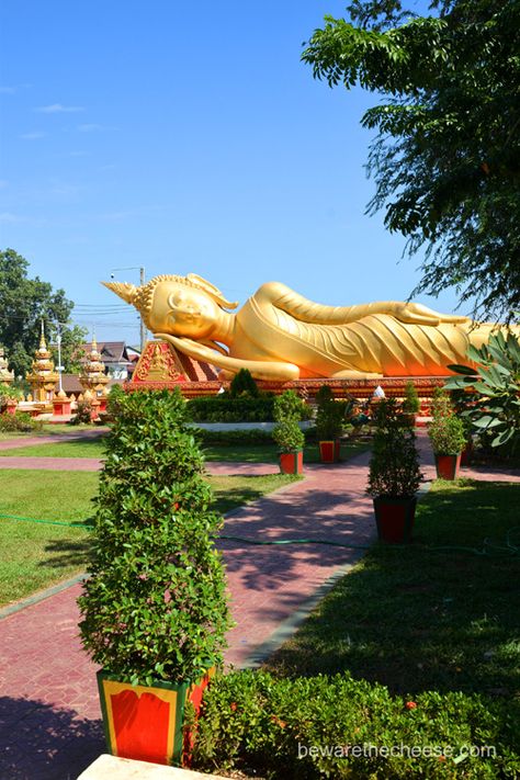 Reclining #Buddha at #PhaThatLuang in #Vientiane #Laos. - www.bewarethecheese.com #photography #travel #Asia #SouthEastAsia Laos Aesthetic, Laos Photography, Laos Temple, Laos Vientiane, Theater Tech, Laos Culture, Vientiane Laos, Laos Travel, Summer Vision