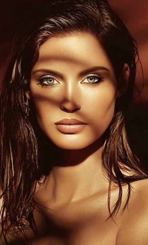 Bianca Balti ༺ß༻ Italian Models, Bianca Balti, Glam Photoshoot, Portrait Photography Women, Italian Beauty, Birthday Photoshoot, Female Portrait, Beautiful Eyes, Woman Face