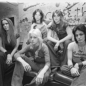 June 1, 1975: The Runaways, average age sixteen, release what many consider the first all-girl hard-rock album. The group consists of Joan Jett, Cherie Currie, Lita Ford, Jackie Fox, and Sandy West. Sandy West, Cherie Currie, The Runaways, Lita Ford, Women Of Rock, Riot Grrrl, Joan Jett, I'm With The Band, Pop Punk