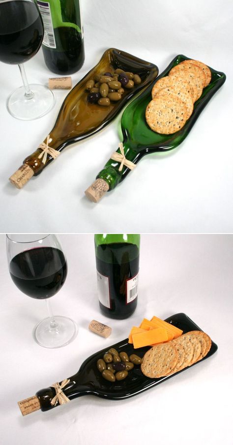 How To Slump Wine Bottles, Glass Bottle Projects, Wine Crafts Diy, Wine Diy Gifts, Flatten Wine Bottle, Diy Wine Bottle Crafts, Reuse Wine Bottles, Diy Wine Bottle, Do It Yourself Decoration