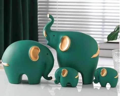 Follow to support me and to know how to make such crafts. Elephant Pottery, Easy Clay Sculptures, Elephant Home Decor, Paper Mache Clay, Sculpture Art Clay, Elephant Sculpture, Pottery Painting Designs, Elephant Statue, Elephant Decor