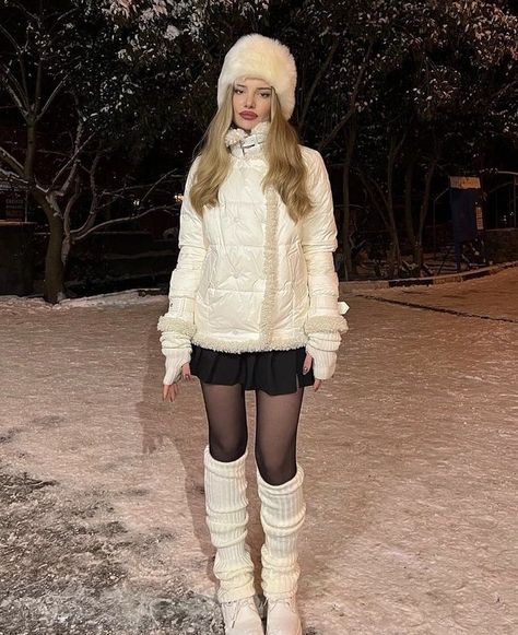 Russian Clothing, Russian Winter, Outfits Fiesta, Winter Outfits Aesthetic, Snow Outfit, Fashion Aesthetics, Stil Inspiration, Mode Ootd, Winter Girls