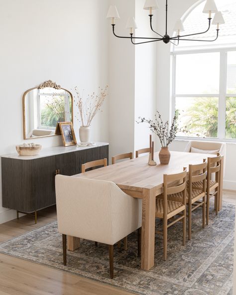 Neutral dining room, modern organic decor, wood table, wood chairs, upholstered chairs Transitional Dining Room Decor, Neutral Dining Room Decor, Modern Organic Dining Room, Havenly Dining Room, Organic Dining Room, Dinning Tables, Oak Dining Room, Neutral Dining Room, Dining Rug
