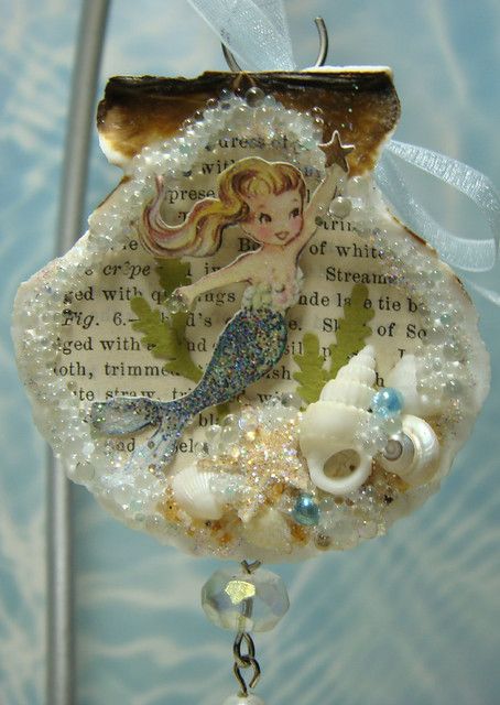 Upcycling, Natal, Seashell Ornaments Diy, Nature Ornaments, Seashell Ornament, Sea Treasure, Mermaid Seashell, Beach Christmas Ornaments, Shell Ideas