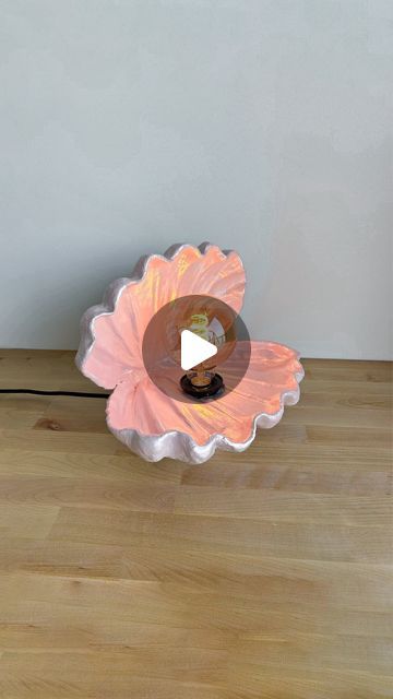 Sculpd | Craft Reinvented on Instagram: "It’s a shell AND a lamp 🤣😯🐚

#airdryclay #pottery #giftideas #diycrafts #clayart #craft" Ceramic Art, Clay Shell, Summer Art Projects, Shell Lamp, Diy Lampe, Clay Diy, Summer Art, Air Dry Clay, Clay Art