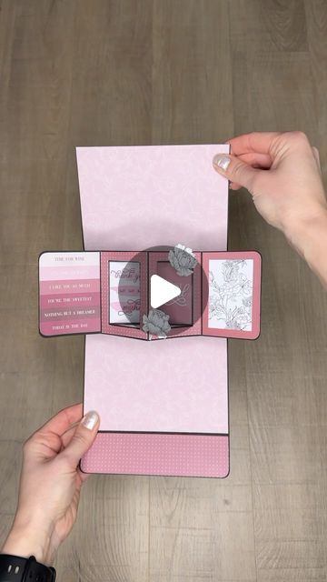 🦋 Tatjana 🦋 on Instagram: "Twist & Pop Up Window Card 
Greeting Pop-Up Card 

Full Tutorial with measurements on my YouTube Channel.

#popupcard #cardideas #3dcard #tutorial #papercraft #cardmaking #diycard #greetingcard" Twist Cards Ideas, New Greeting Card Ideas, Greeting Cards Pop Up, Pop Up Ideas For Scrapbook, Pop Up Box Tutorial, Pop Up Card Ideas Happy Birthday, Pop Up Scrapbook Tutorial, How To Pop Up Card, Pop Up Thank You Cards Diy