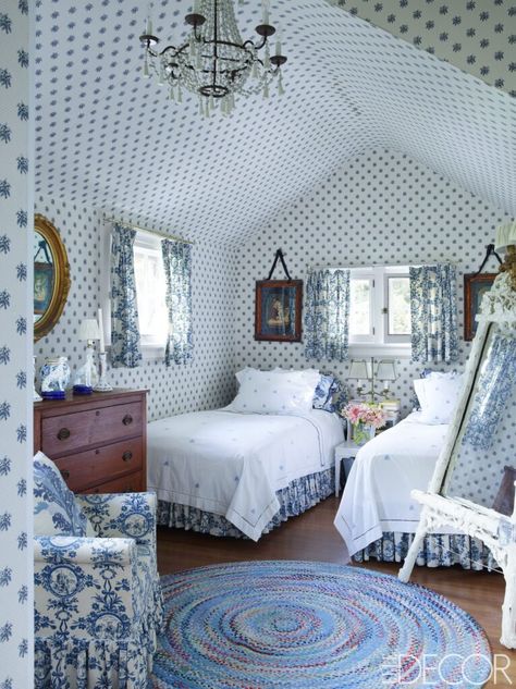 Guest Bedrooms, Attic Bedrooms, Blue White Decor, Cottage Bedroom, Dreamy Bedrooms, Blue Rooms, Blue Bedroom, White Bedroom, White Decor