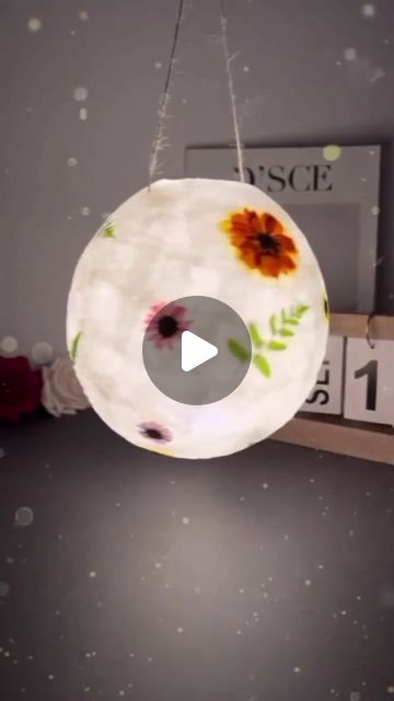 Best Kids Activities on Instagram: "🌸🌷DIY garden inspired paper lantern 🌿🍃⠀
⠀
These pressed flower lanterns are the perfect addition to a warm summer’s eve. They are easy and cost almost nothing to make, plus you can use them to preserve your favorite summer flowers even after the blooms have passed.⠀
⠀
⠀
>>>> SHARE this idea! 👉👉👉👉👉👉 ✨⠀
⠀
⠀
⬇️⬇️⬇️⬇️⠀
⠀⠀
✨ 👉 EXPLORE our collection of educational games and toys that stimulate fun and learning! SHOP NOW link in our bio 🔗🙋‍♀️⠀
⠀⠀⠀⠀
⠀⠀⠀⠀
⁣➡️ Like ❤️, Share 👥, and Save this post for later! 👉⁣⠀⠀⠀⠀
⠀⠀⠀⠀
⁣⁣🌺If you have a child's heart, you will also have their mind. 🌺⠀⠀⠀⠀
⁣⠀⠀⠀⠀
⁣📷 Follow for more fun ideas like this one! 😍⠀⠀
⠀
⠀
⠀
⠀
⠀
#papercrafts #summerfun #craftforkids #kidcrafts #summercrafting⠀⠀" Balloon Lanterns Diy, Handmade Lighting Ideas Diy Lamps, Easy Spring Crafts For Adults Simple, Crafts With Balloons, Balloon Diy Crafts, Pressed Flower Lanterns, Lamp Craft, Light Artwork, Lantern Crafts