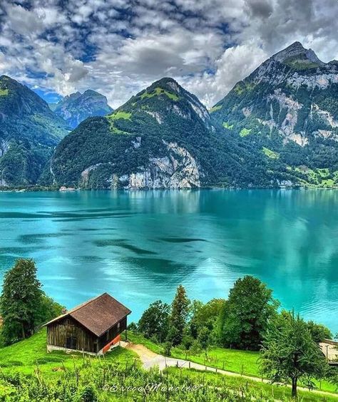 Surreal views in Switzerland - Imgur Switzerland Aesthetic, Switzerland Destinations, Sea To Sky Highway, Switzerland Photography, Switzerland Vacation, Filmy Vintage, Nature View, Switzerland Travel, Alam Yang Indah