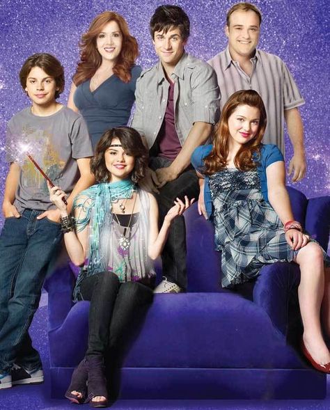 Wizards of Waverly Place Old Disney Shows, David Henrie, Old Disney Channel, Disney Challenge, Wizards Of Waverly, Alex Russo, Disney Channel Shows, Camp Rock, Wizards Of Waverly Place
