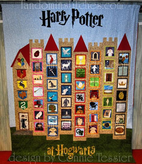 Patchwork, Harry Potter Bookcase, Castle Quilt, Harry Potter Quilt, I Spy Quilt, Theme Harry Potter, Hogwarts Castle, Harry Potter Crafts, Harry Potter Diy