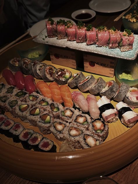 Nobu Restaurant Food, Dubai Food Restaurants, Nobu Dubai, Aesthetic Restaurant Food, Nobu Sushi, Seafood Aesthetic, Sushi Shop, Nobu Restaurant, Aesthetic Restaurant