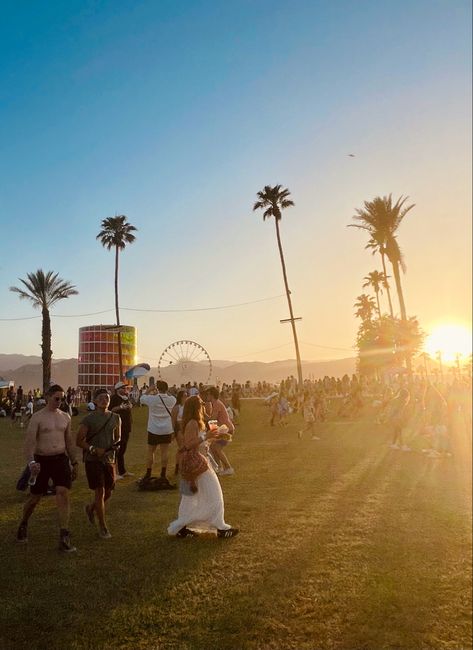 Coachella Vip, Coachella Aesthetic, Music Festival Aesthetic, Coachella Concert, Coachella Vibes, Festival Aesthetic, Vision Board Images, Festival Inspo, Coachella Music