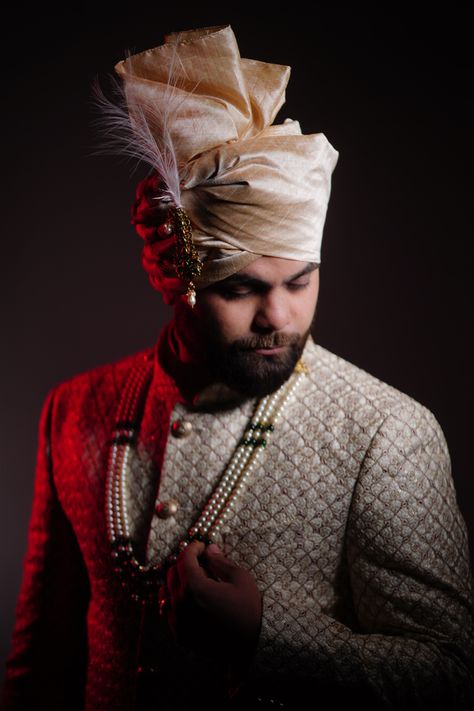 Indian Groom Attire, Groom Photos Getting Ready, Bride Groom Photoshoot, Groomsmen Poses, Indian Bride Poses, Muslim Wedding Photography, Bride Photos Poses, Groom Dress Men, Indian Wedding Poses