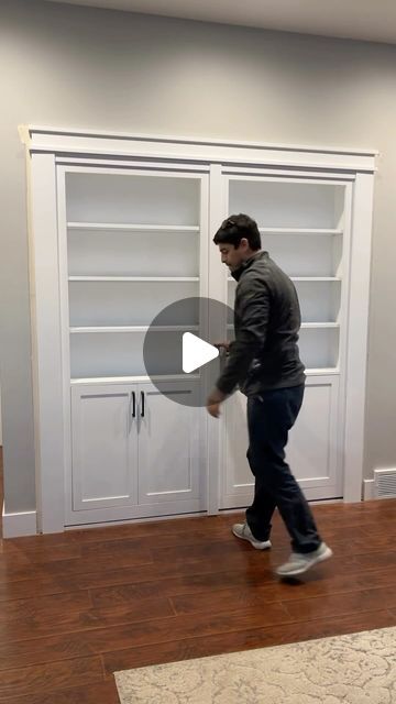 Lisa Jennett Wood on Instagram: "Hidden closet? Check these bookshelf doors out!  This is a fun solution for an entry way, Bedroom / office, hallway closet, closet turned pantry… so many options!  How about a vacation rental where you stash other beds? That would be an experience!   I’ll have to do more research on these to check them out. Hopefully, I can try them on a project soon. I’ll keep you posted.   Thanks for sharing @maderra_shop 🤗  Best secret bookshelf door . Maderrashop.com #maderrashop #secretdoor #bookshelfdoors #closetorganization #spacesavingfurniture  #InspiredLiving #InspiredLifestyle #InspiredLife #InspiredHome #InspiredHomeCollective #828 #WNC #reelsvideo❤️ #VacationRentalDesign #HomeRemodelIdeas #ClosetIdeas" Small Entry Closet Ideas, Room Dividing Ideas, Diy Bookshelf Door, Entry Closet Ideas, Entry Closet Organization, Bookshelf Doors, Closet Library, Secret Bookshelf Door, L Living Room