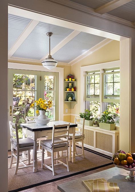 10 Charming Breakfast Nook Ideas | Town & Country Living Marvin Windows And Doors, American Foursquare, Four Square Homes, Vaulted Ceiling Living Room, Types Of Ceilings, Farmhouse Table Decor, Kitchen New York, Sunroom Decorating, Design Your Kitchen