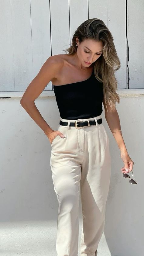 Outfit Staples Women, French Street Style 2024, Beach Old Money Outfit, Casual Summer Office Outfits Women, Monochrome Summer Outfit Ideas, Leasing Consultant Outfits, Winery Outfits Summer, Small Torso Outfits, Graduation Party Outfit Guest