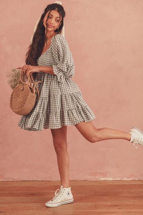 Simple Frocks, Picnic Dress, Stylish Short Dresses, Ținută Casual, Casual Day Outfits, Trendy Dress Outfits, Designer Dresses Casual, Stil Inspiration, Stylish Dress Book