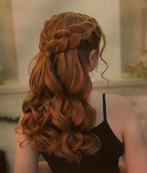 Women hairstyles| simple hairstyles Follow for more Formal Hairstyles, Wedding Guest Indian, Hairstyles Wedding Guest, Hairstyles Simple, Aesthetic Hairstyles, Simple Hairstyles, Hairstyles Wedding, Pretty Hair, Elegant Hairstyles