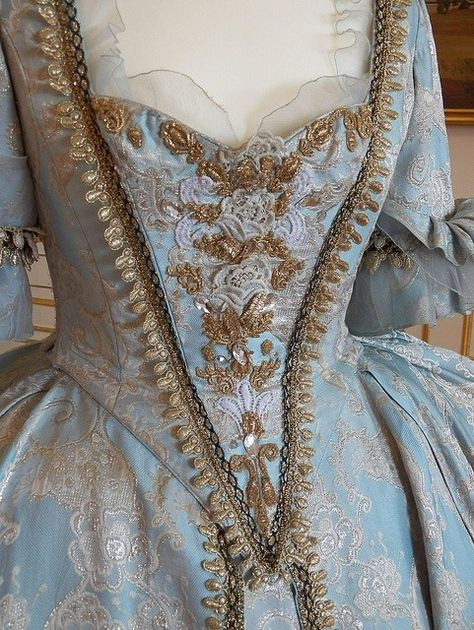 18th Century Dresses, Istoria Modei, Rococo Dress, Historical Gowns, 18th Century Dress, Rococo Fashion, 18th Century Clothing, Century Dress, 18th Century Fashion