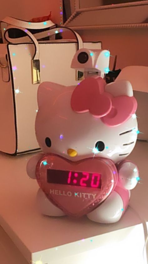 Hello Kitty Room Decor, Hello Kitty Bedroom, Y2k Room, Hello Kitty House, Hello Kitty Rooms, Charmmy Kitty, Kitty Clothes, Hello Kitty Clothes, Anak Manja