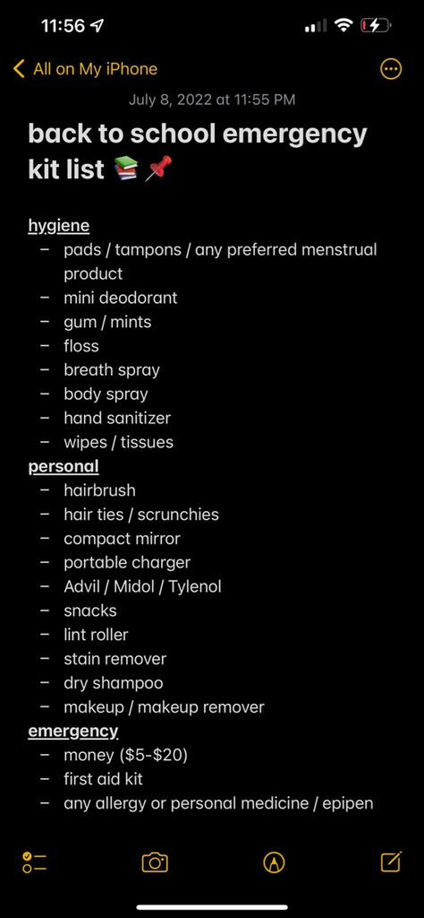 A list of all essentials for your day to day school life. High School Essentials, Schul Survival Kits, Lululemon Aesthetic, High School Prep, High School Supplies, Preppy Lululemon, School Emergency Kit, Middle School Essentials, School Backpack Essentials