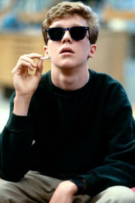 "chicks cannot hold their smoke, that's what it is." The Breakfast Club, Anthony Michael Hall, Filmy Vintage, Brian Johnson, John Hughes, Septième Art, 80s Movies, Breakfast Club, The Perfect Guy