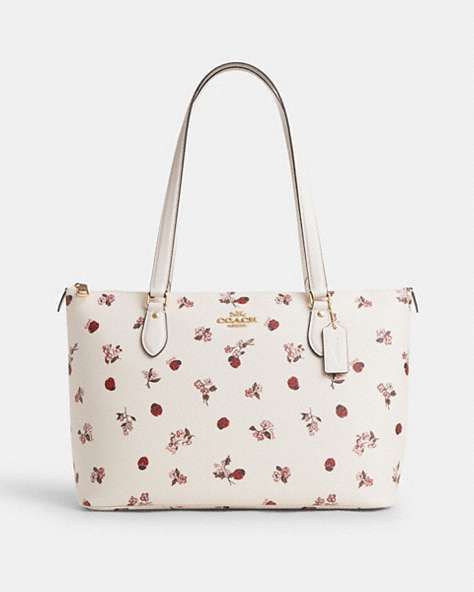 Totes & Carryalls | COACH® Outlet Kitten Play Collar, Chloe Bags Handbags, Sustainable Bag, Coach Outlet, Bags Logo, Recycled Leather, Evening Clutch Bag, Shopping Tote, Leather Fabric