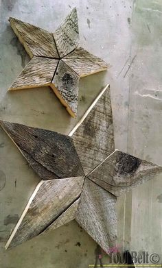 Easily add natural elements into your Christmas decor with these simple patchwork rustic stars. Free pattern and tutorial. Barn Wood Projects, Kids Woodworking, Tre Kunst, Woodworking Gifts, Woodworking Design, Wood Stars, Pallet Crafts, Diy Holz, Wooden Stars