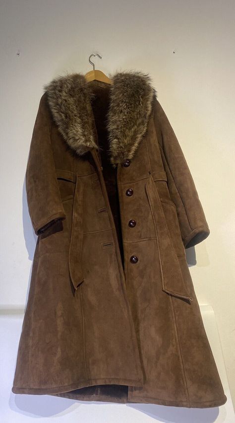 SWEARS & WELL VINTAGE LADIES HEAVY BROWN LONG SUEDE COAT SIZE 12 | eBay Vintage Winter Jackets Women, Long Brown Coat Outfit, Hogwarts Style, Brown Coat Outfit, Long Suede Coat, Long Brown Coat, Vintage Winter Coat, Brown Winter Coat, Dr Wardrobe