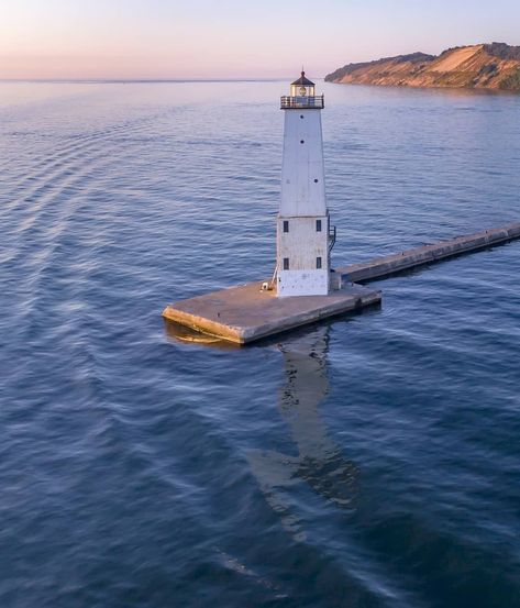 Frankfort North Pier Head, Frankfort, Michigan, USA ~.~ Michigan, Nature, Frankfort Michigan, Lighthouse Photos, Michigan Usa, Lighthouse, Mood Board