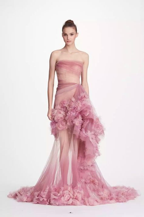 Marchesa Marchesa Couture, Organza Gown, Marchesa Spring, Organza Gowns, Atelier Versace, Fairy Dress, Silk Organza, Marchesa, Looks Vintage