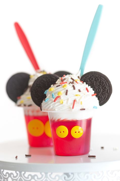 Mickey Mouse Jello Cups, Mickey Themed Snacks, Mickey Mouse Jello, Mickey Desserts, Mickey Mouse Food Ideas, Mickey Mouse Dessert Table, Birthday Jello, Mickey Mouse Party Food, Mickey Mouse Snacks