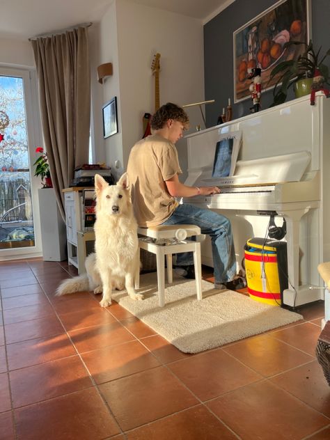 playing piano Piano Men Aesthetic, Playing Instruments Aesthetic, Piano Man Aesthetic, Piano Boy Aesthetic, Guy Playing Piano Aesthetic, Men Playing Piano, Guy Playing Piano, Person Playing Piano, Playing Piano Aesthetic