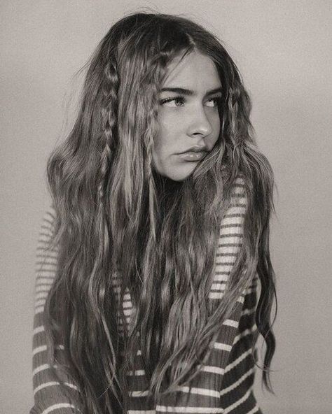 Accent Braids, Marla Catherine, 90s Grunge Hair, دورة شهرية, 70s Hair, Hippie Hair, Magic Hair, 90s Hairstyles, 가을 패션