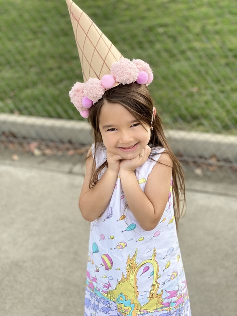 Funny Hats For Kids Diy, Diy Crazy Hat Day Ideas, Crazy Hat Day Ideas For Kids, Crazy Hat Day At School, Hat Day At School, Ice Cream Hat, Diy Fantasia, Easter Hat Parade, Cream Hat