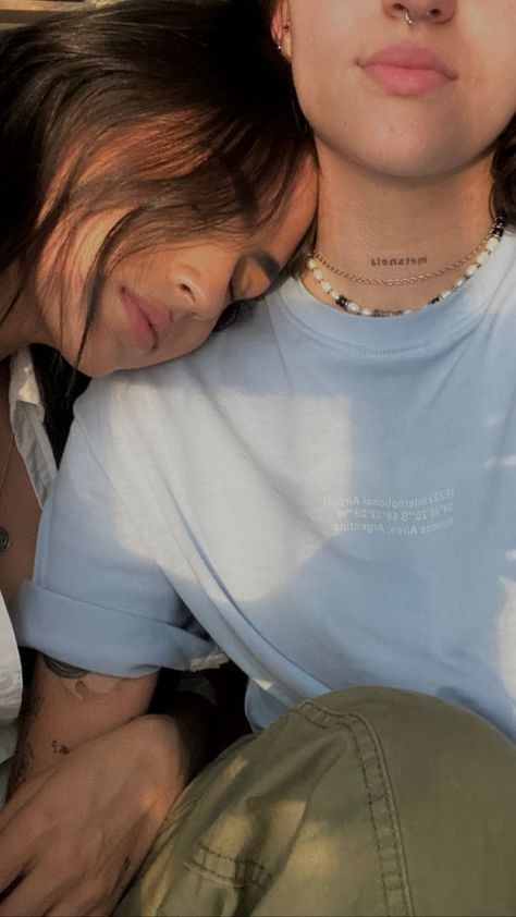 Couple pictures |   couple tattoos animals Kissing Selfie Ideas, Lesbian Tattoo Couples, Couple Tattoos Animals, Arms Around Neck Couple Pose, Wlw Hand Placement, Lgbtq Girlfriend Goals Cute, Wlw Couple Poses, Lesbian Couple Aesthetic Outfits, Piercing Neck