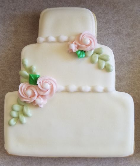 Wedding sugar cookies. Wedding cake cookies. Wedding Cookies Buttercream, Decorated Bridal Shower Cookies, Wedding Cake Decorated Cookies, Wedding Cake Cookies Royal Icing, Bridal Shower Sugar Cookie Ideas, Wedding Cake Sugar Cookies, Wedding Cutout Cookies, Wedding Shower Cookie Ideas, Wedding Cookies Ideas Decorated